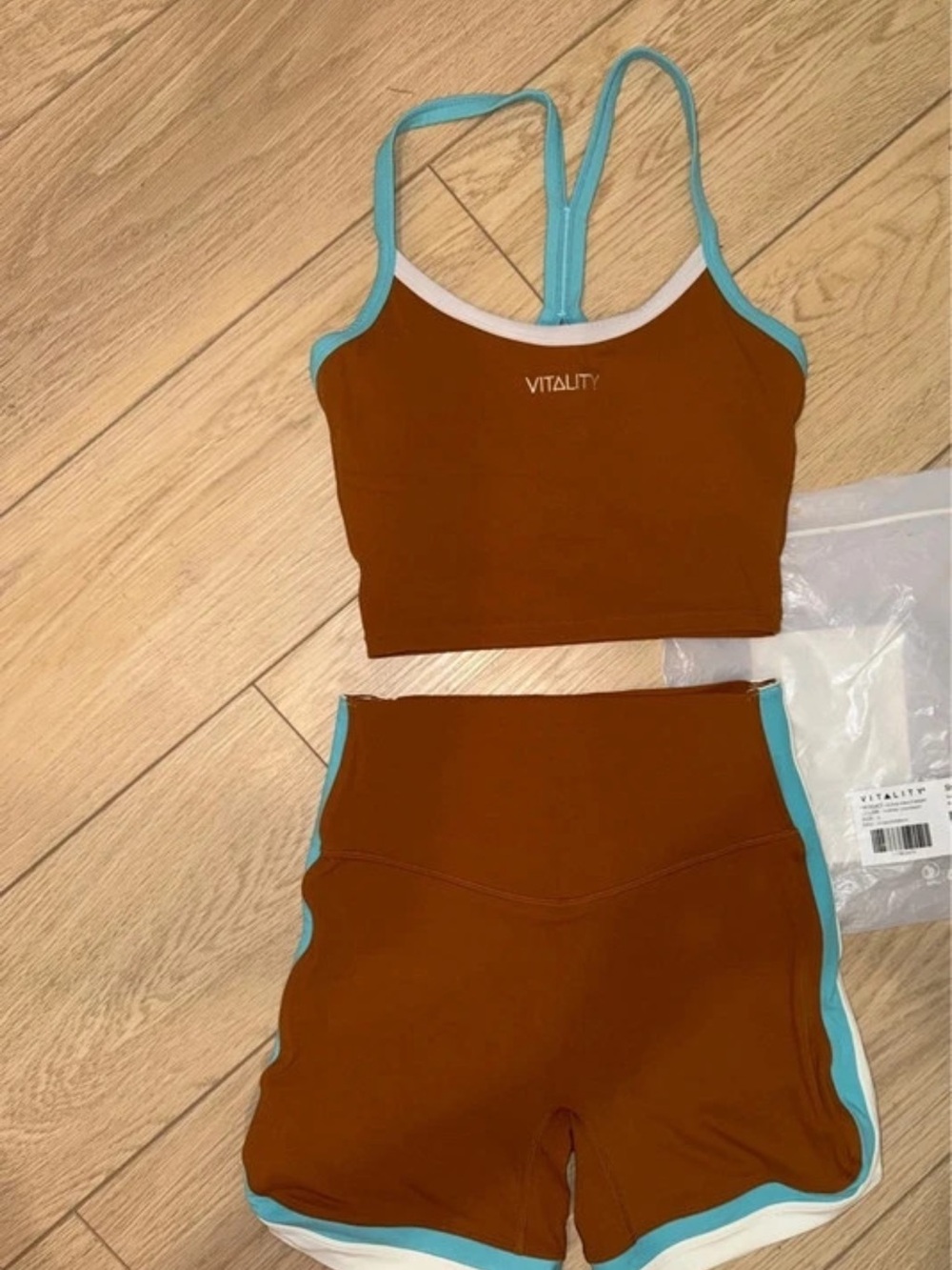 Vitality cloud II toffee contrast Women's Brown Athletic set with Aqua Trim